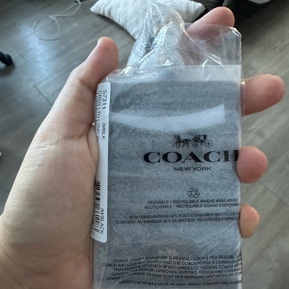 Coach Id Lanyard ( New ) - Picture 12 of 13